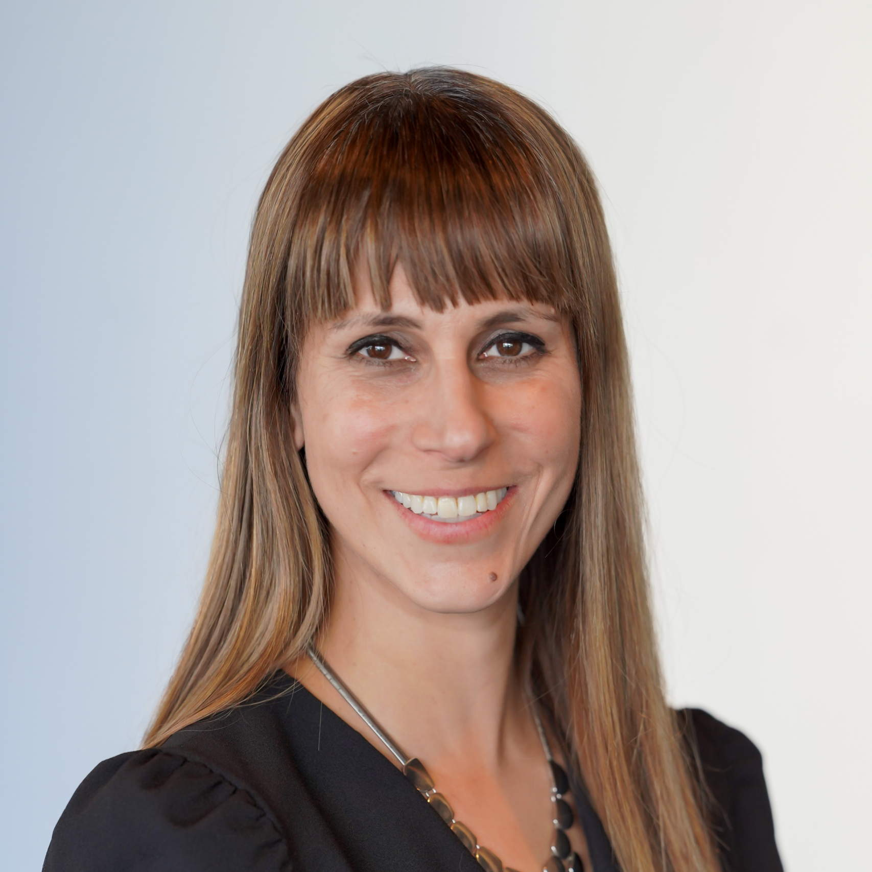 Toni Kervina Headshot