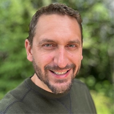 Justin Burniske Headshot